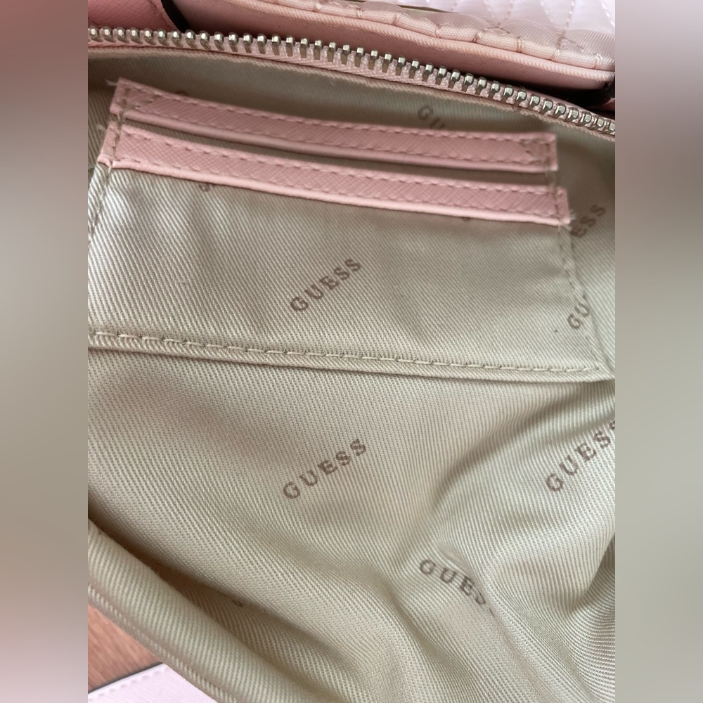 GUESS - NWOT- Mini nylon tote w/ crossbody strap, light pink - Picture 5 of 9